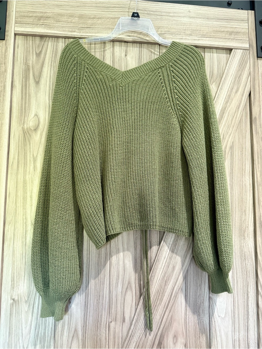 Women’s Small Green Sweater - Picture 2 of 3